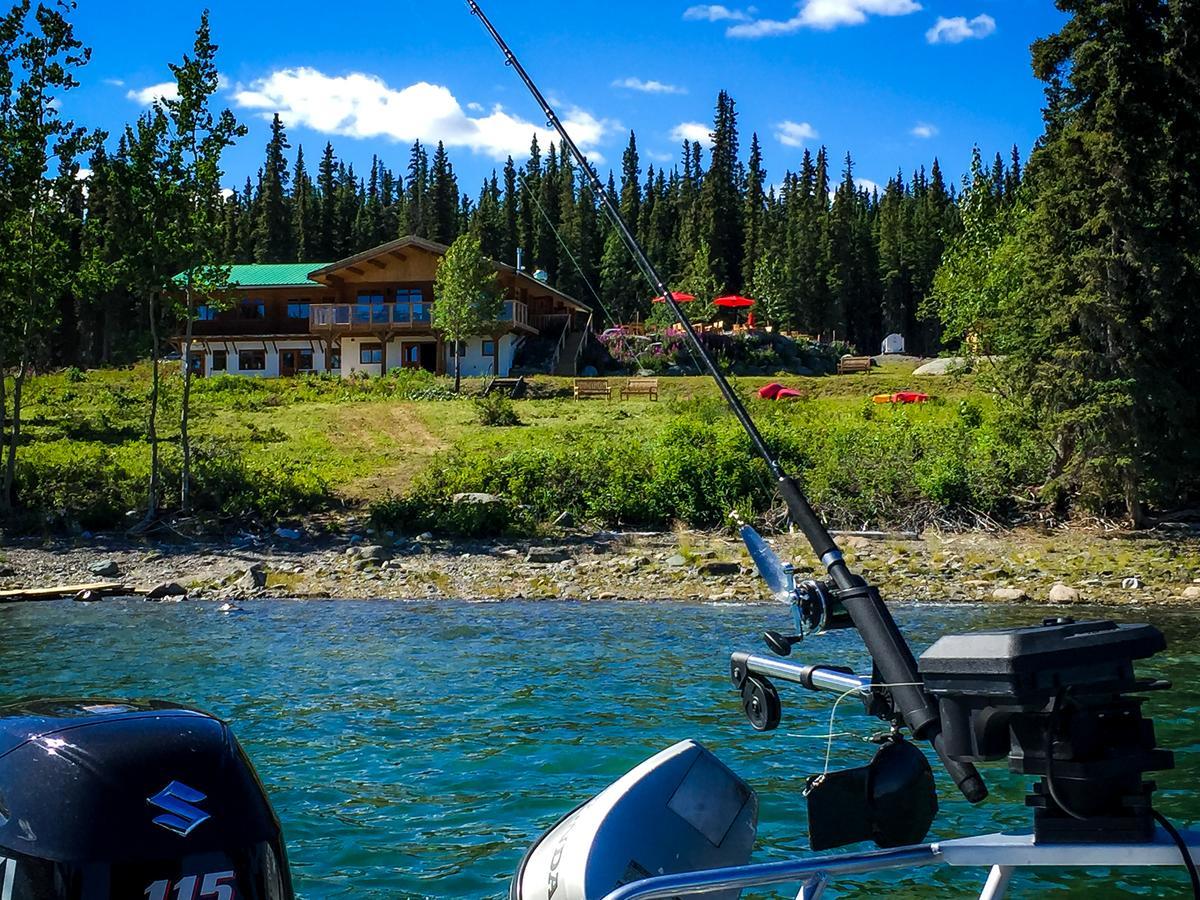 Southern Lakes Resort Tagish Exteriér fotografie